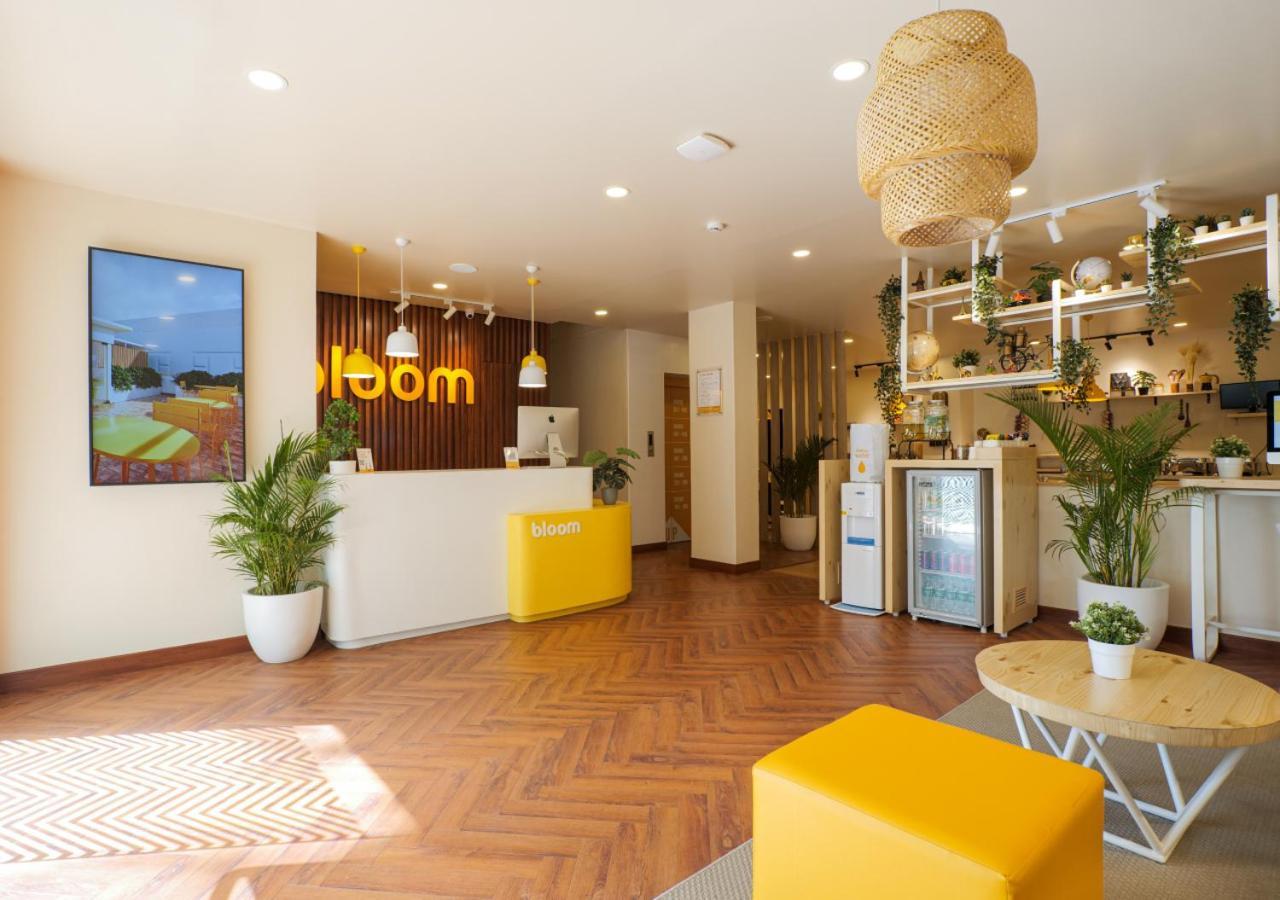 Bloom Hotel Koramangala Bangalore Exteriör bild